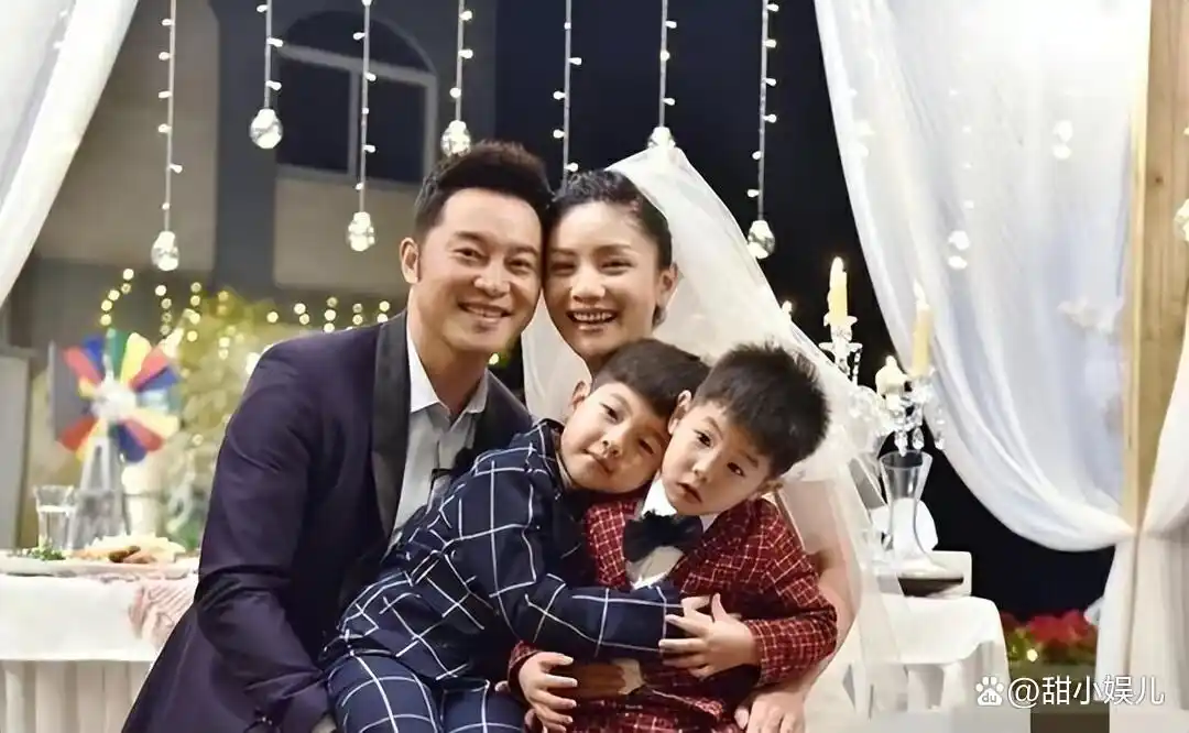陆毅鲍蕾婚礼_陆毅鲍蕾爱情故事_娱乐圈夫妻有哪些照片