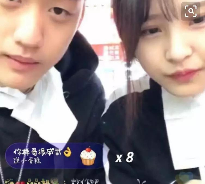 李明霖和网红撕逼3个月,想过娱乐圈会怎么看他弟弟李宏毅吗?